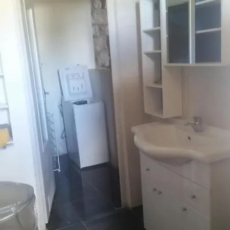 Maison Pierre Et Voute Au Coeur Du Village *