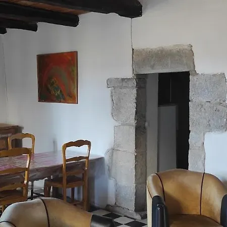 Ferienhaus Maison Pierre Et Voute Au Coeur Du Village